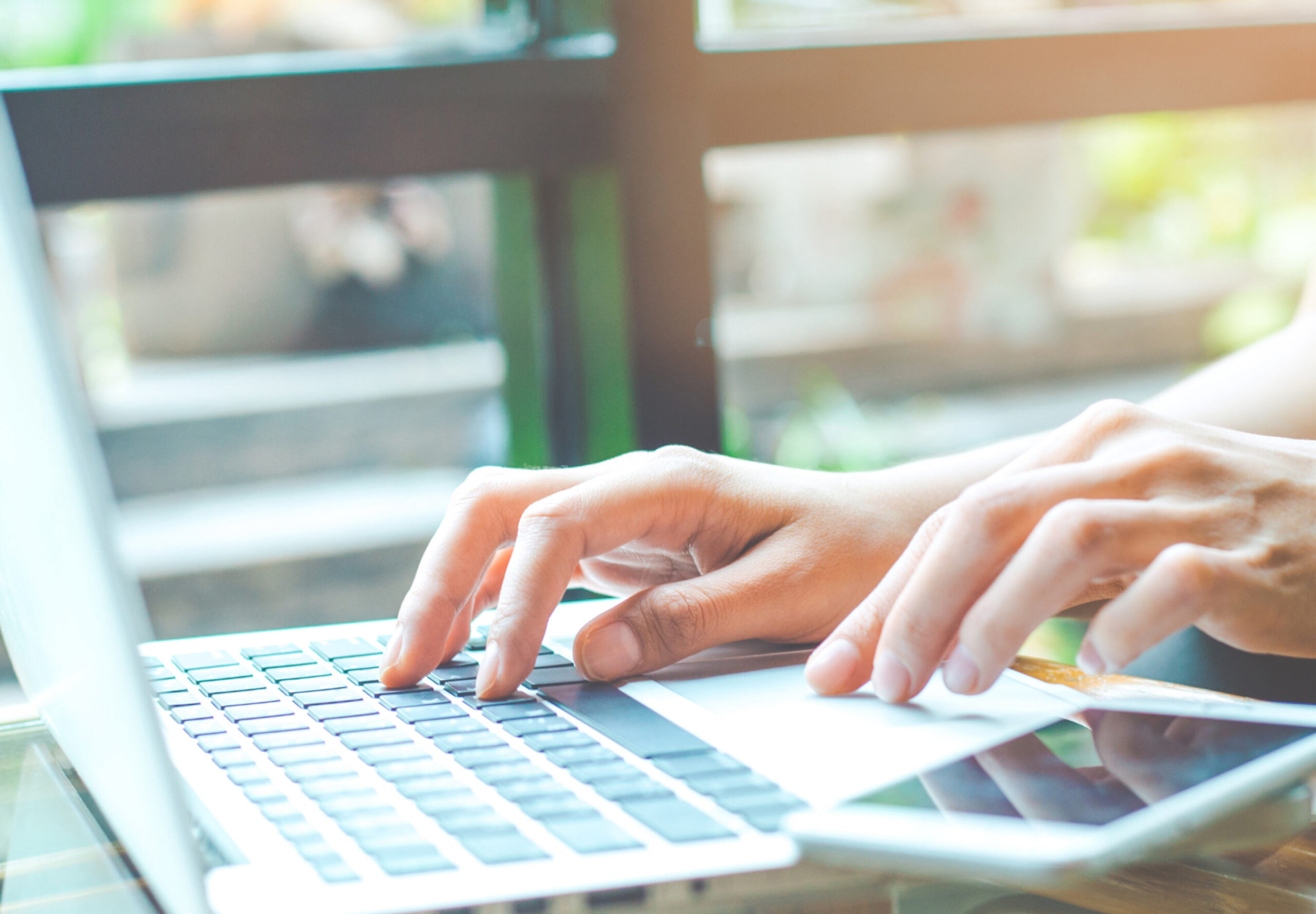 dental patient using computer for dental blog